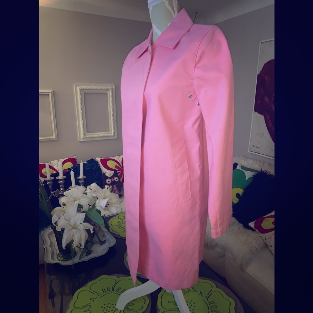 Pretty bubblegum pink GAP trench coat XS